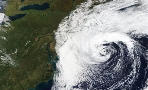 Hurricane Melissa Slams Jamaica as Historic Category 5 Storm