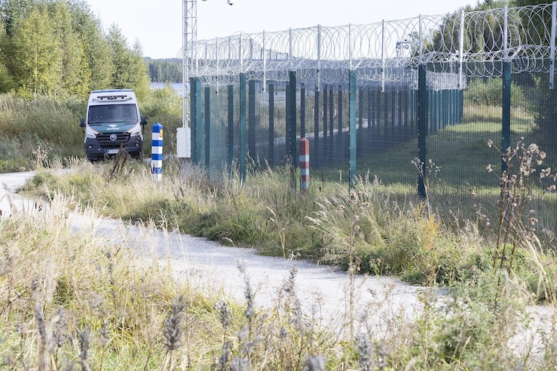Finland Completes 200-Kilometre Border Fence Along Russian Frontier